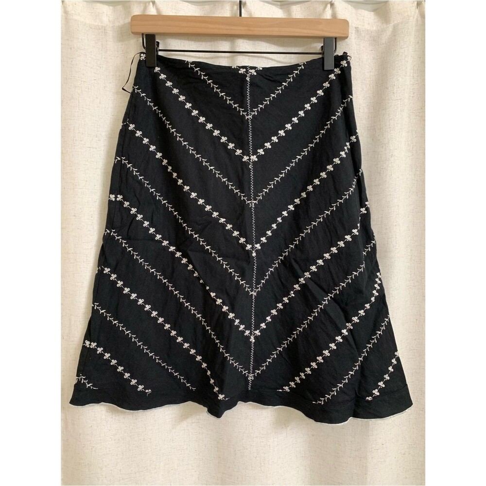 Vintage Y2K Linen Blend Black Embroidered A-Line Skirt White Floral Detail 8P